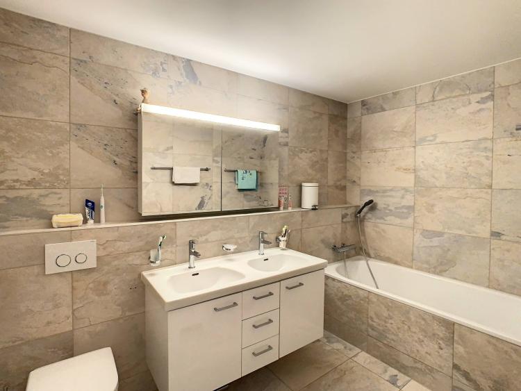 EN EXCLUSIVITÉ Appartement de 5.5 pièces au rez-de-jardin