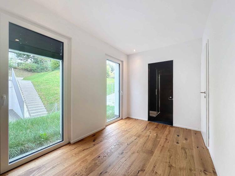 Maison d'angle de 7.5 pièces