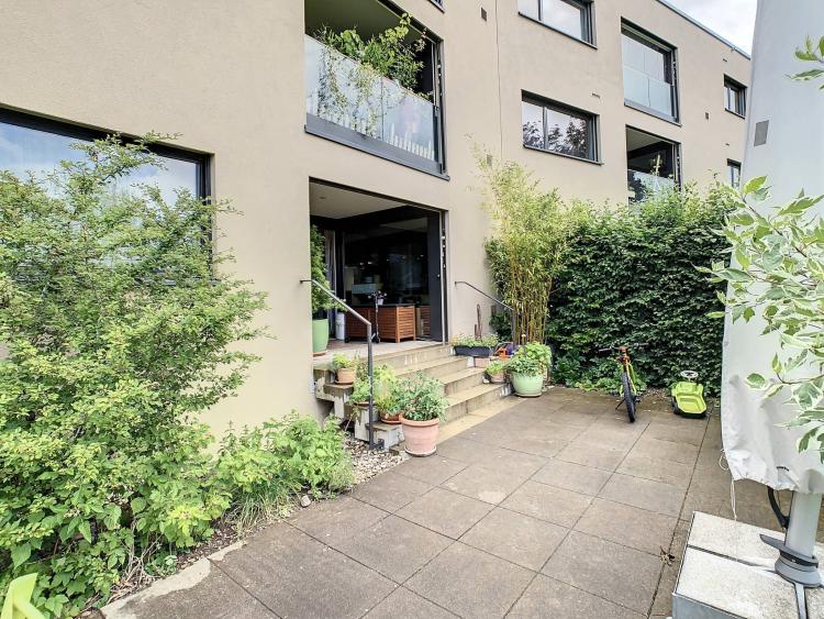 EN EXCLUSIVITÉ Appartement de 5.5 pièces au rez-de-jardin