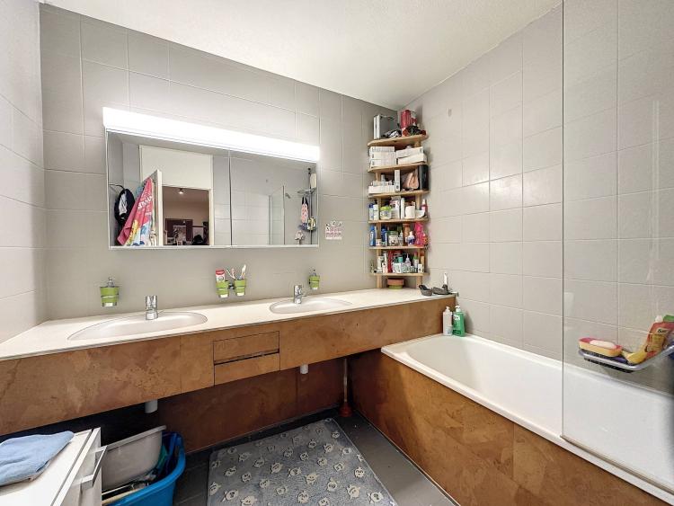 EN EXCLUSIVITE Grand appartement de 3.5 pièces
