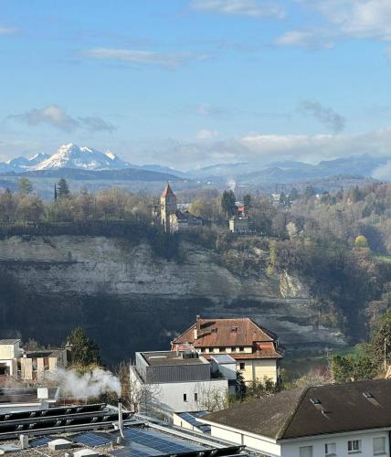 Appartement de 4.5 pièces situé dans le quartier du Schönberg