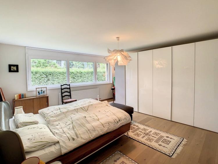 EN EXCLUSIVITÉ Appartement de 5.5 pièces au rez-de-jardin