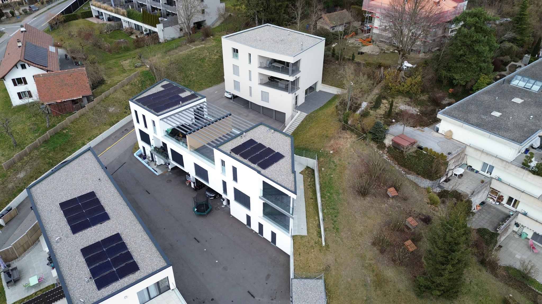 Maison d'angle de 7.5 pièces