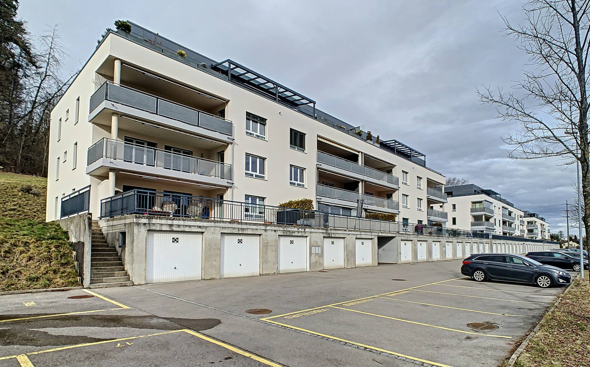 EN EXCLUSIVITÉ - Appartement de 4.5 pièces au rez-supérieur