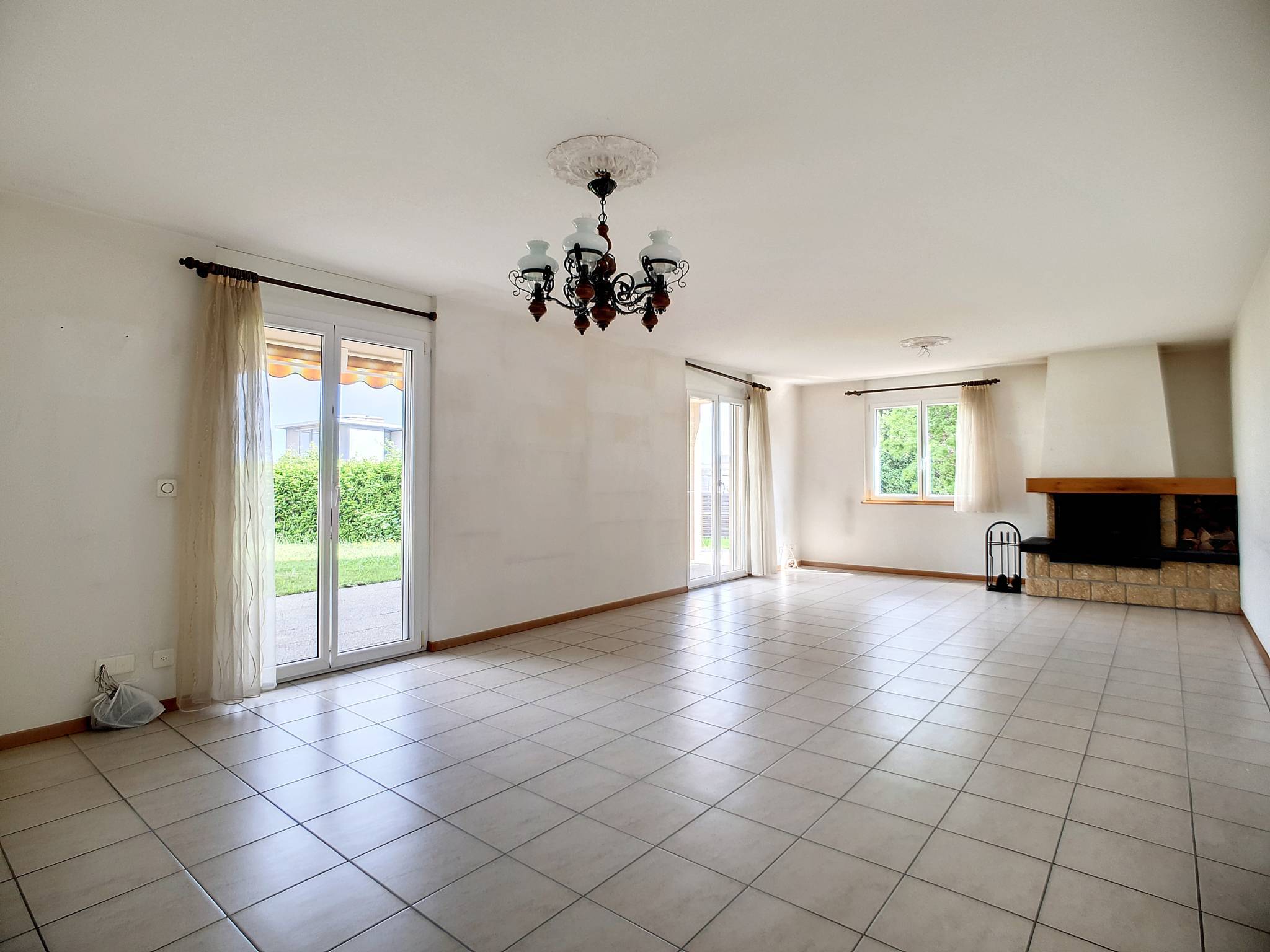 EN EXCLUSIVITÉ Maison individuelle de 6.5 pièces