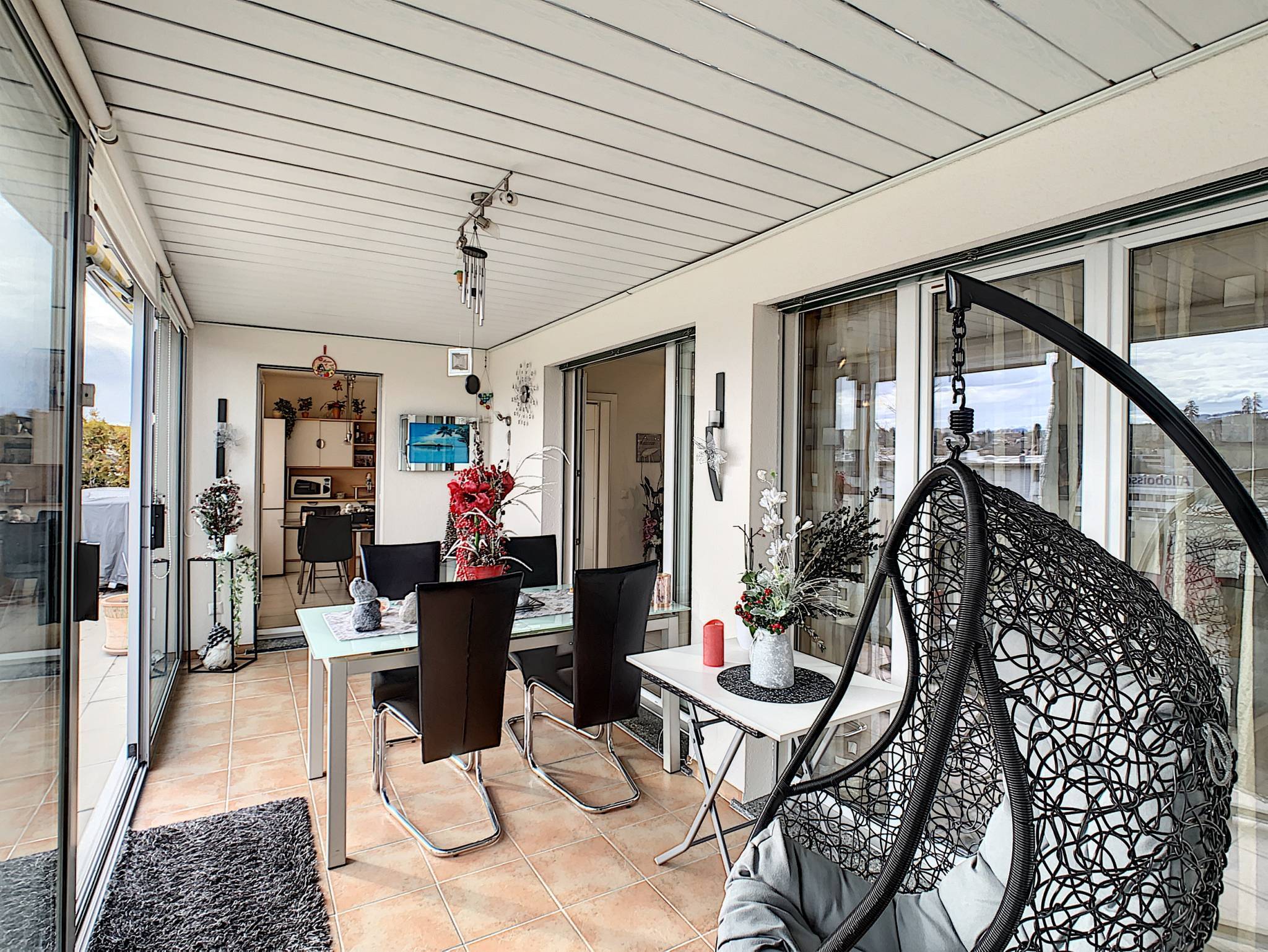 EN EXCLUSIVITÉ - Appartement de 4.5 pièces au rez-supérieur