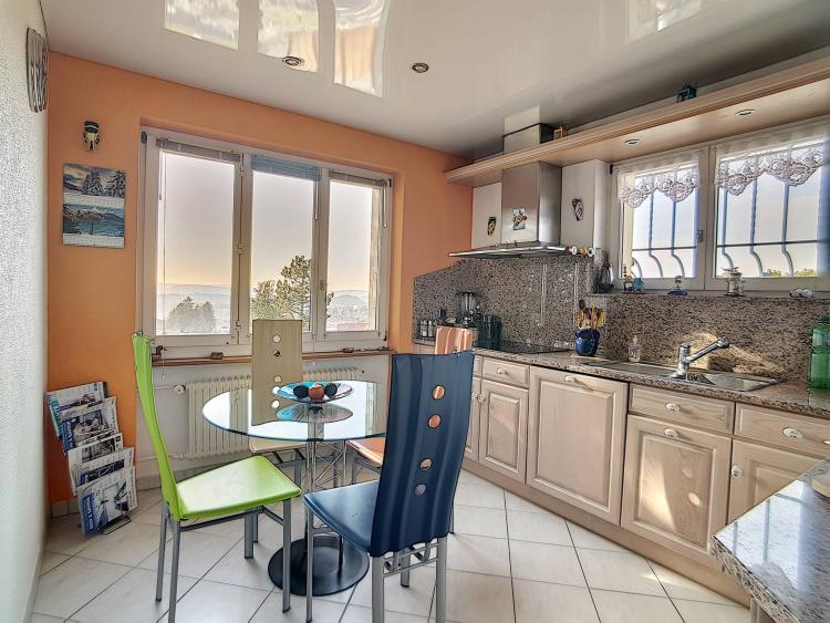 Maison individuelle de 7.5 pièces avec situation dominante