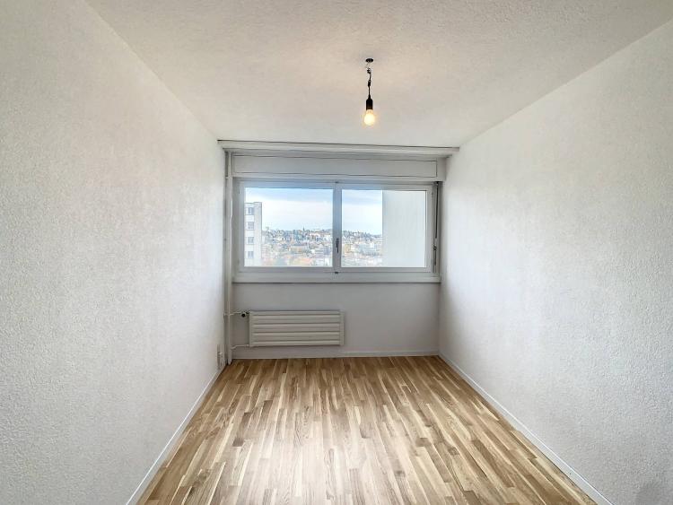 Appartement de 4.5 pièces situé dans le quartier du Schönberg