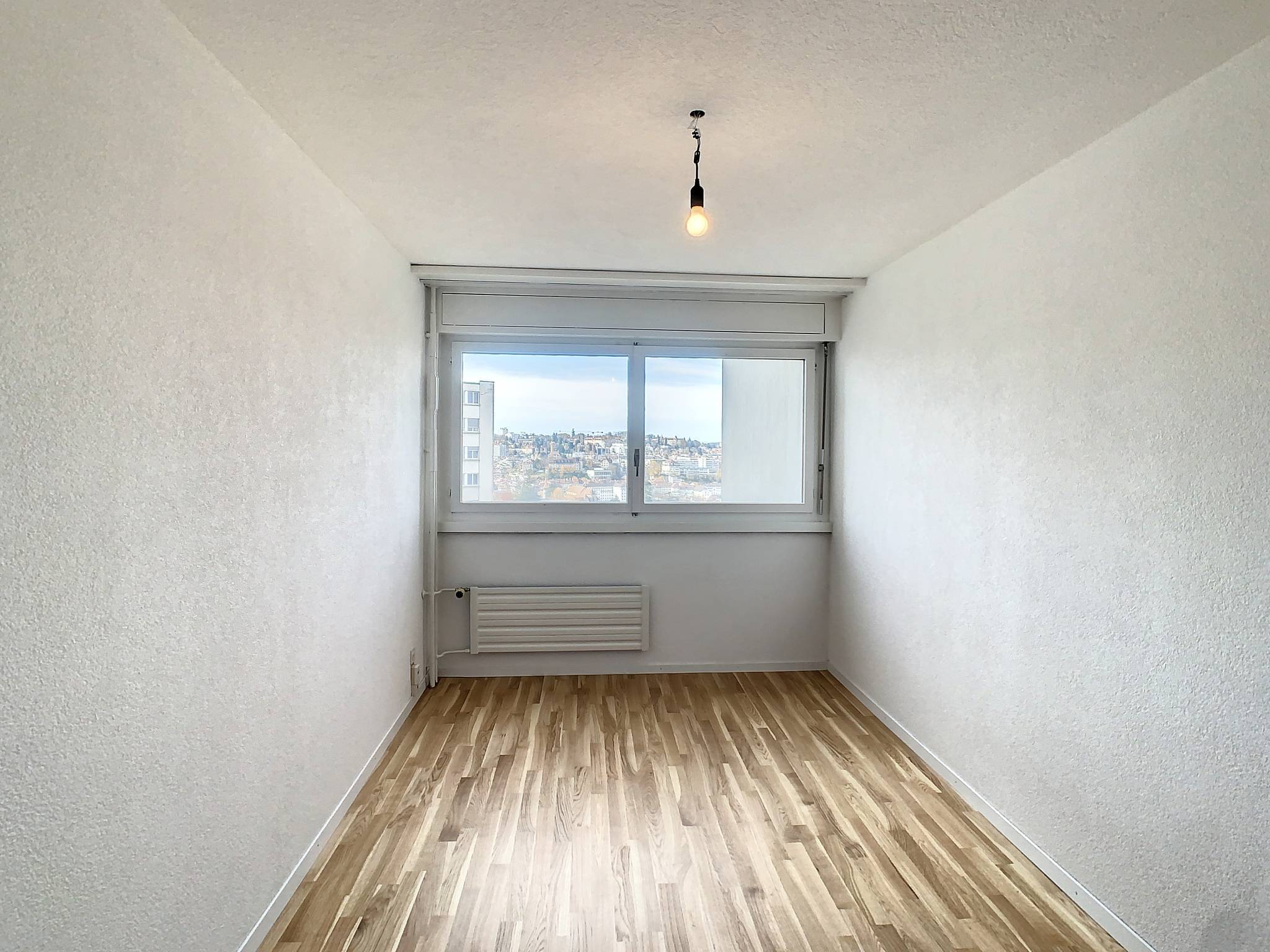 Appartement de 4.5 pièces situé dans le quartier du Schönberg