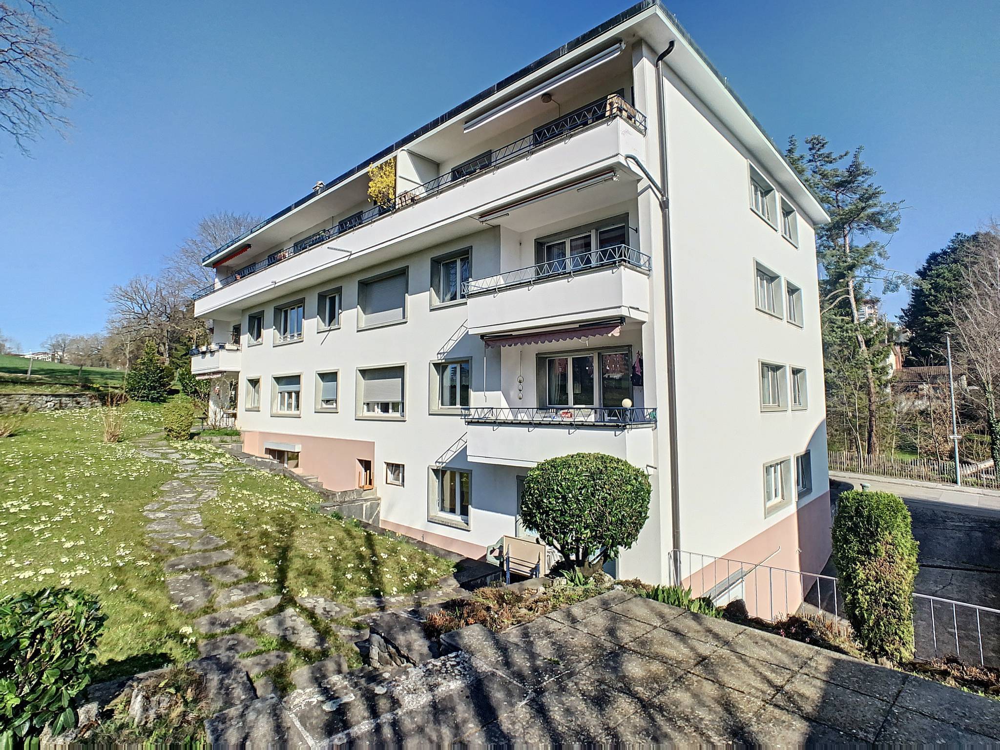 Appartement de 4.5 pièces de plain-pied dans le quartier de Beaumont