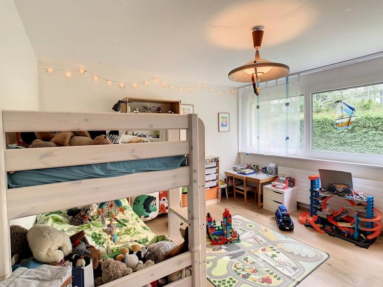 EN EXCLUSIVITÉ Appartement de 5.5 pièces au rez-de-jardin