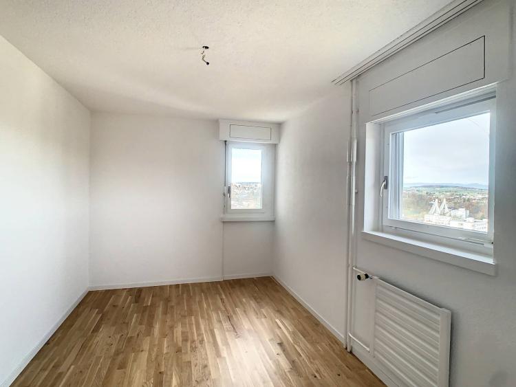 Appartement de 4.5 pièces situé dans le quartier du Schönberg